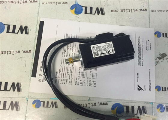 Yaskawa AC Industrial SGMJV-01ADE6S 100W 200V 3000RPM NUOVO
