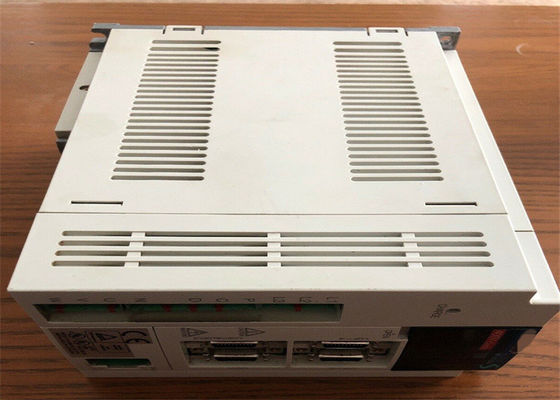 Mitsubishi Servo Drive MR-J2S-60A4 600W Amplificatore AC industriale 1.4A 380-480VAC NUOVO