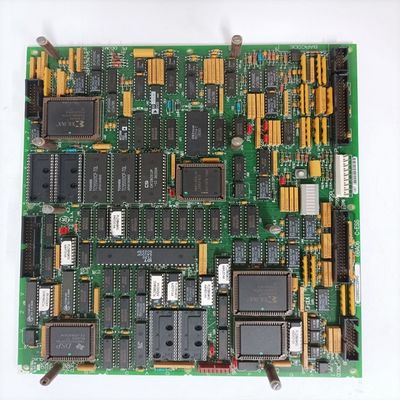 GE IC697CGR935 Scatena 1 del rack 0 3,1 Ampere nominale Scatena singola CPU 12K ciascuno