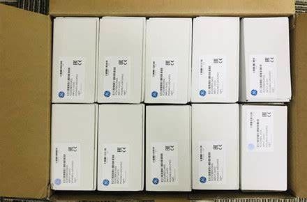 GE IC200MDL144 VersaMax Discrete Input Module, 240 VAC Positive Logic, 16 punti