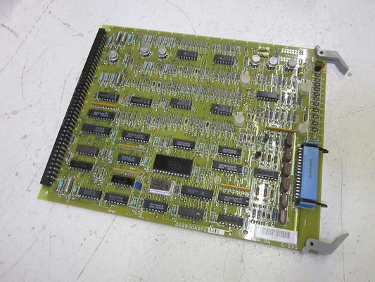 DS3800NSFC GE Input Isolator Board per l'installazione della scheda con viti all'interno dell'azionamento