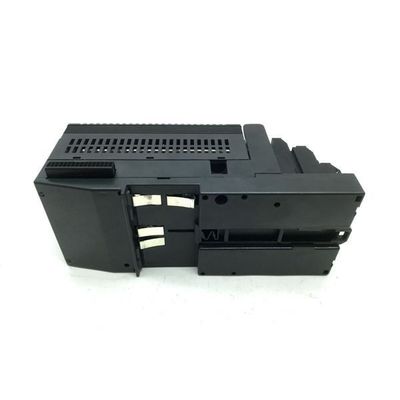 GE IC200ALG264 è un modulo di ingresso di corrente analogica a 15 punti 5 VDC dal backplane del PLC
