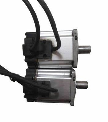 OMRON R88M-G75030T-S2 Motore a corrente alternata Servomotore 3000 giri al minuto 750W Assoluto 200VAC
