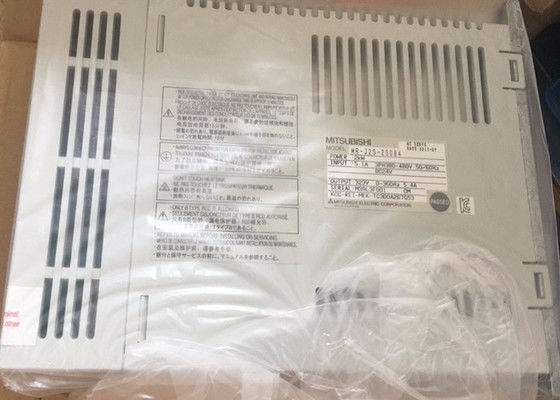 Mitsubishi MR-J2 Serie 2kW Servo Amplificatori MR-J2S-200B4 Motore industriale nuovo
