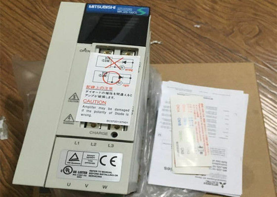 MITSUBISHI Servoamplificatore elettrico a 3 fasi MR-J2S-100CL 1KW 200-230VAC