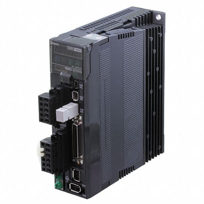 OMRON R88D-KT15H Servo AC 200 ~ 230VAC Fornitura 9.4A 230V Carico SERVO DRIVER 1,5 kW