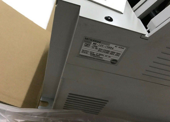 MITSUBISHI 3 fasi servomotore driver MR-J2S-15KB4 15KW 380-480V amplificatore di corrente industriale