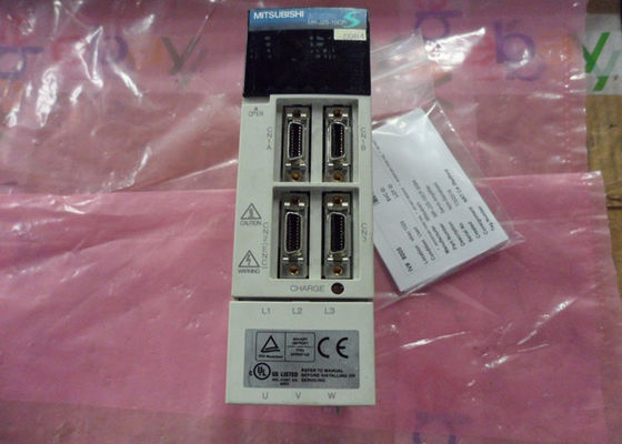 MITSUBISHI Servo Controller MR-J2S-10CP-S084 3 fasi Servo Motor Driver Industriale