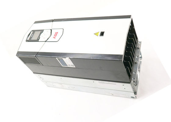 ACS880-01-084A-7 3AUA0000115105 75kW 84A Invertitore di frequenza Nuovo