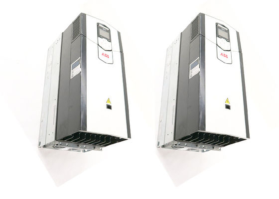ACS880-01-084A-7 3AUA0000115105 75kW 84A Invertitore di frequenza Nuovo