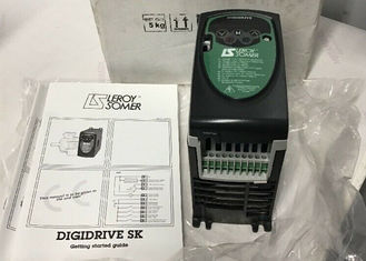 Tecniche di controllo SKA1200055 Commander SK Serie Invertitore CA per 0,55kW (0,75HP) 230V 3 Ph