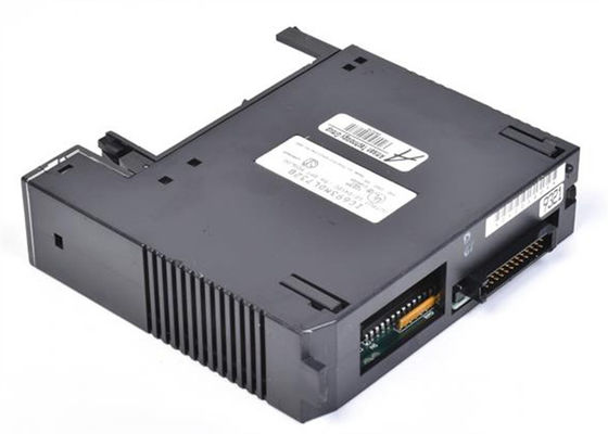 GE FANUC IC693MDL732 Automazione come parte delle serie 90-30 PLCS