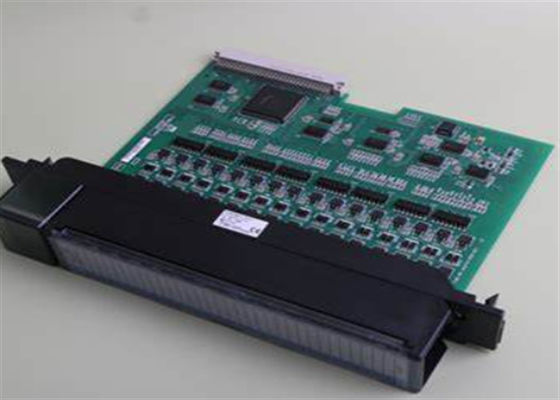 GE FANUC IC693MDL742 MODULO è un GE FANUC 6-PUNTO I/O MODULO serie 90-30 PLCS