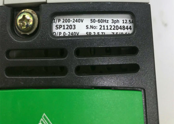 NIDEC EMERSON AC Drive SP1203 CONTROL TECHNIQUES UNIDRIVE SP2.5TL 200-240V 9.6A 3hp NUOVO