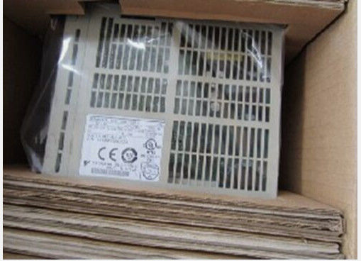 Yaskawa SGDM-10ADA 200-230V 50/60HZ Azionamenti CA mono/trifase 200V