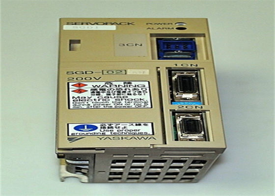 SGD-02AN Yaskawa Servo Drives 1 anno di garanzia Nuovo in scatola originale