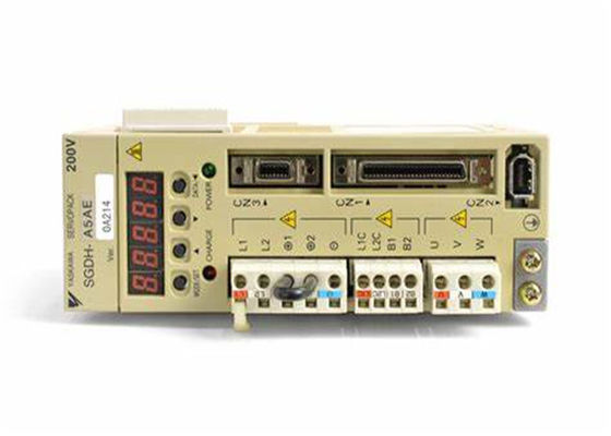 SGDH-A5AE Yaskawa Servo Drives Nuovo 100% originale in scatola