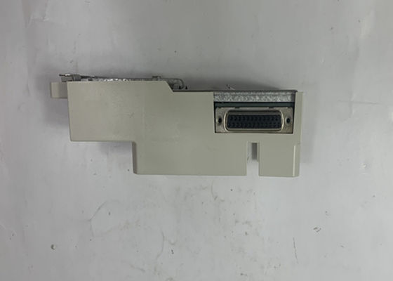 ABB TY804K01 3BSE033670R1 Unità di terminazione del modulo 8 PC Shunt Stick TY804. 1000 Ohm Shunt