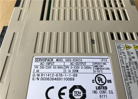 Yaskawa SGDS-04A15A Servo Amplificatore 1 Fase - 4.7A 200V 400W 0.54HP