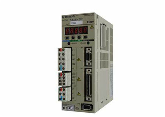 Nuovo Yaskawa SGDH-A3AE 200-230V AC Servo Drive in scatola originale