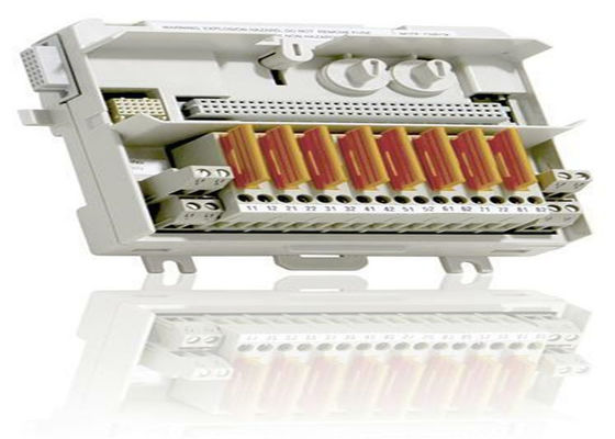 ABB TU835V1 3BSE013236R1 Modulo Unità 8 prese elettriche utilizzate 8 terminali del segnale