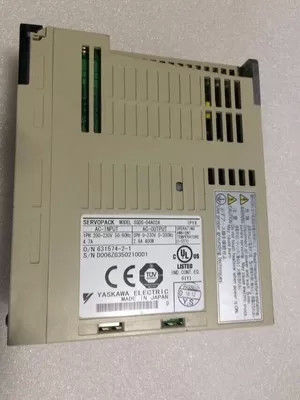 Yaskawa SGDS-04A02A Nuovo servo amplificatore AC 200-230V 4.7A 400W