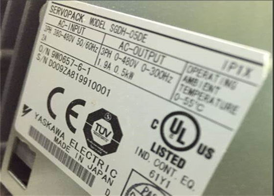 Yaskawa SGDH-05DE Nuovo Servo Amplificatore 400V 0.5kw Nuovo In Originale