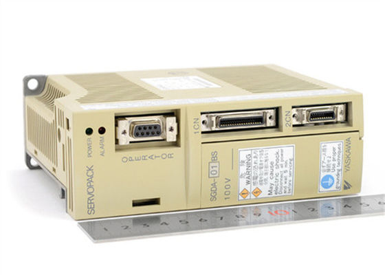 Giappone Yaskawa Nuovo SGDA-01BS Servo Amplificatore 115V AC Output