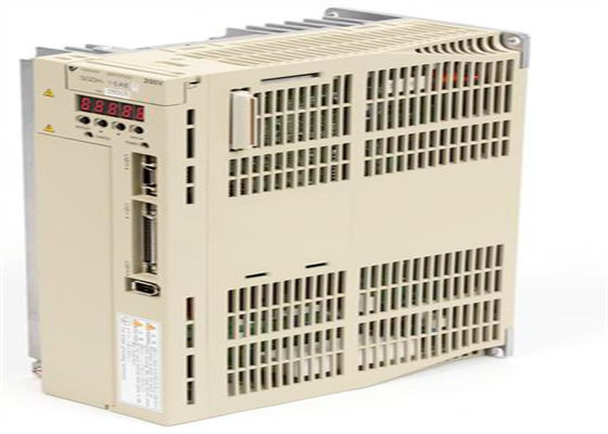 Nuovo servo amplificatore originale Yaskawa SGDH-15AE-S 200V Sigma-II AC