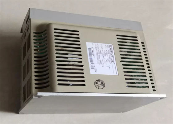 Nuovo Yaskawa SGDL-03BP Servo Drive 3 fasi in scatola originale