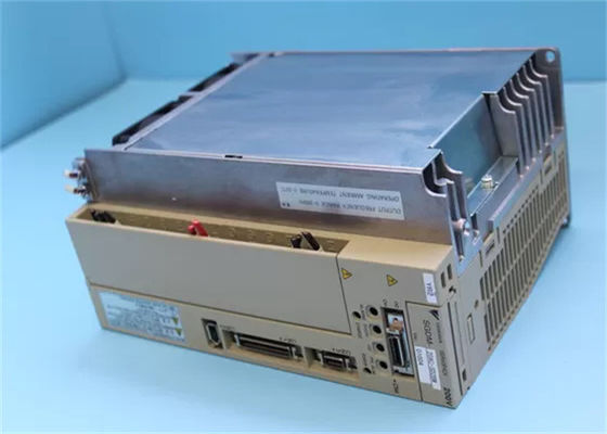 Yaskawa SGDM-20AC-SD2BM Nuovo servo amplificatore in scatola originale
