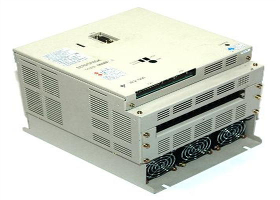 Nuovo servo amplificatore SGDB-44ADG 230V 3 fasi in scatola