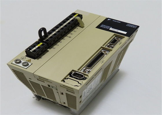 Yaskawa Nuovo SGDS-15A01A AC Servo Amplificatore in scatola originale