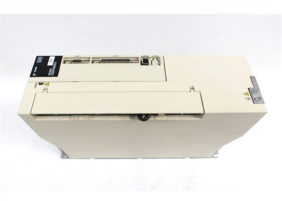 Nuovo Yaskawa SGDS-50A01A Servo Amplificatore AC 230V In Originale