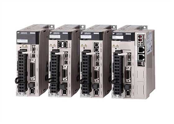 Nuovo SGDV-1R6A01A Servo Drives in scatola originale