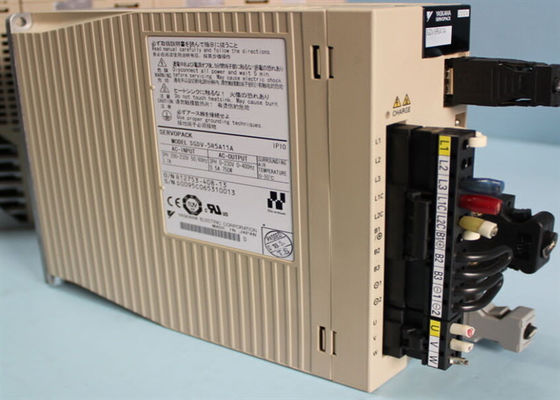 Yaskawa Nuovo SGDV-5R5A11A AC Servo Amplificatore 750W Potenza di uscita