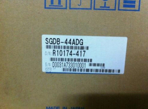 Yaskawa SGDB-44ADG treno a impulsi bi-fase con differenza di fase di 90° Servo Drive 4.4KW