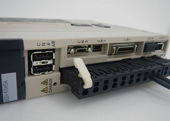 SGDV-R70A15A 200V Yaskawa Nuovo servo amplificatore CA in scatola originale