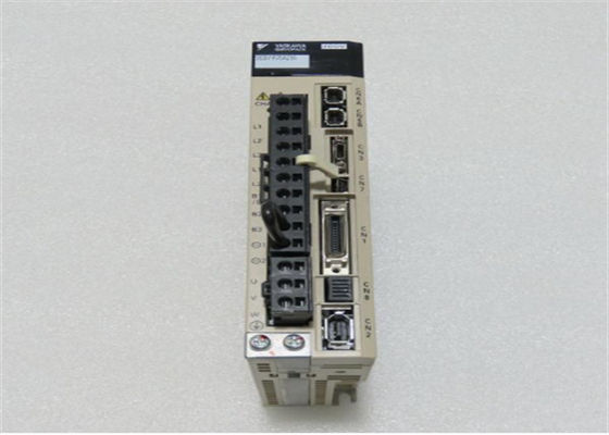 Yaskawa SGDV-R70F21A 230V AC Servo Amplificatore Nuovo in scatola