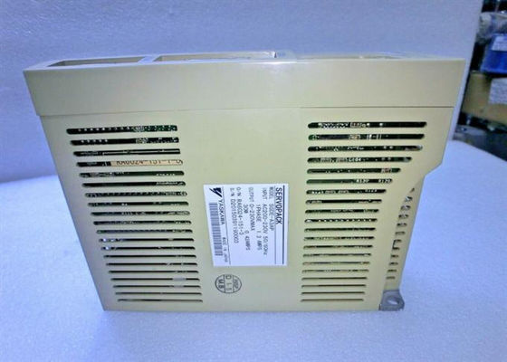 Yaskawa SGDE-A3AP Serie AC Servo Amplificatore Nuovo Originale
