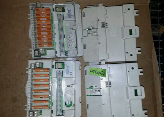 ABB TU836V1 3BSE013237R1 MTU esteso 250V Fused Module Termination Unit segnali fusi 2x4