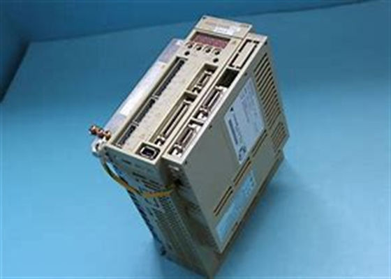 SGDH-05AEY291 Servo amplificatore CA di marca Yaskawa Nuovo scatola originale