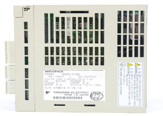 SGDM-01BD Servo amplificatore della serie Yaskawa Sigma Original New Box
