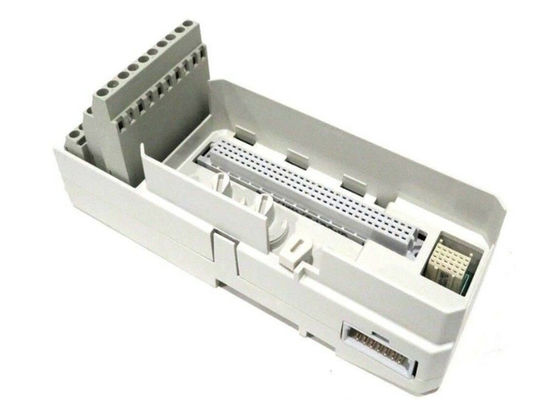 ABB TU811V1 3BSE013231R1 Compact Module Termination Unit 1x8 terminali del segnale