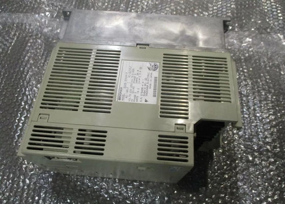 Servo amplificatore Yaskawa SGDB-30ADM originale Nuovo in scatola