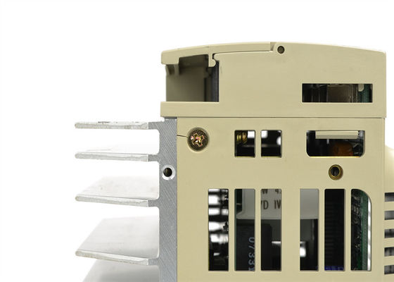 Yaskawa SGDA-03BP Serie Sigma Servo Drive Nuovo 100% originale