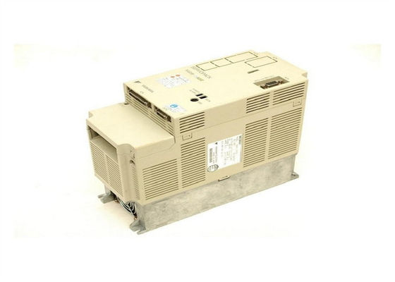 Yaskawa SGDB-05ADG Sigma Serie Servo Drive Nuovo in scatola