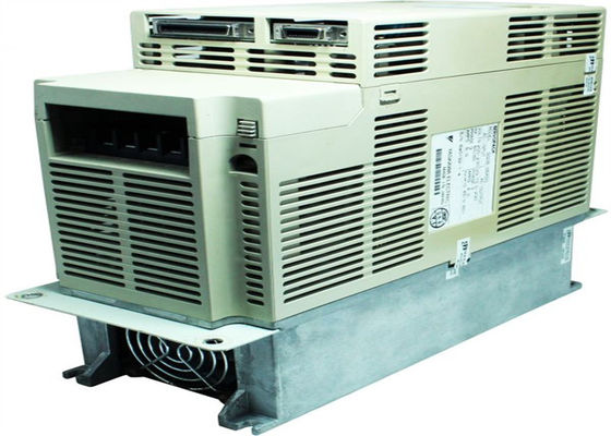 Servo drivers industriali Nuova scatola originale Yaskawa SGDB-05AD