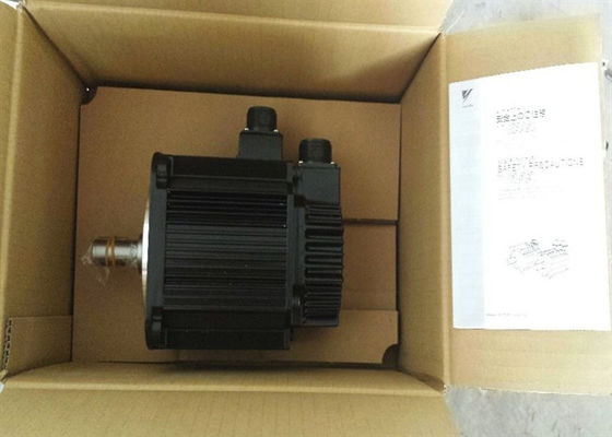 Yaskawa SGMG-06A2BBB 200V servomotore Nuovo in scatola originale
