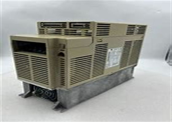 Yaskawa SGDB-15ADM Servo Drives Industria Nuova scatola originale